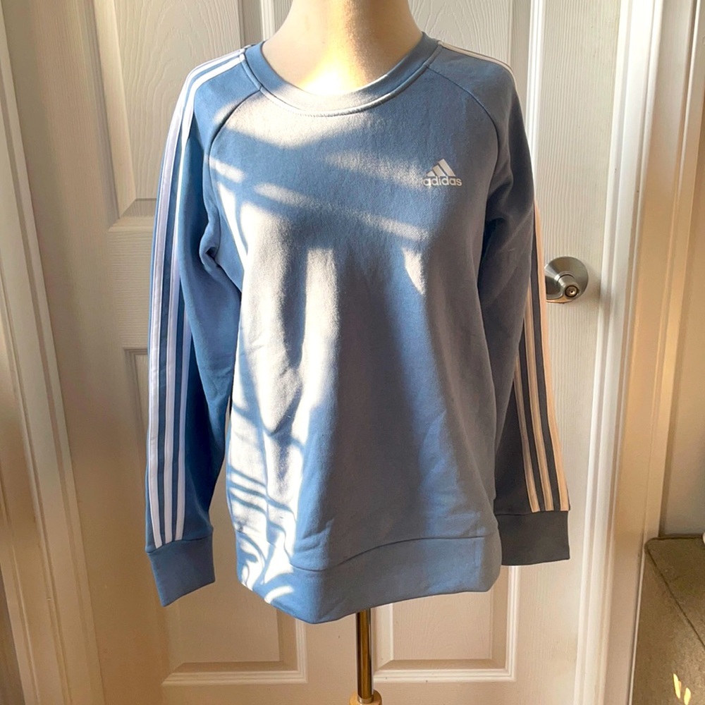 SO SOFT! POWDER BLUE ADIDAS SWEATSHIRT NWT